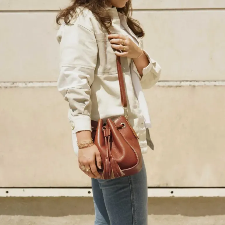 ABRIL sac seau en cuir